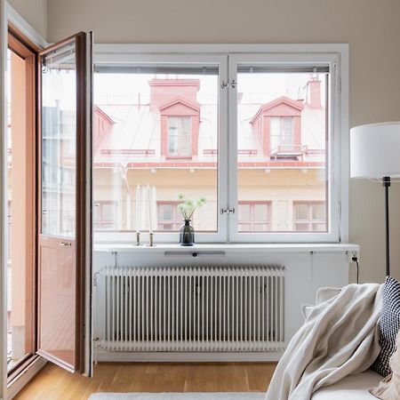 One Room Apartment At Sodermalm Stockholm Luaran gambar